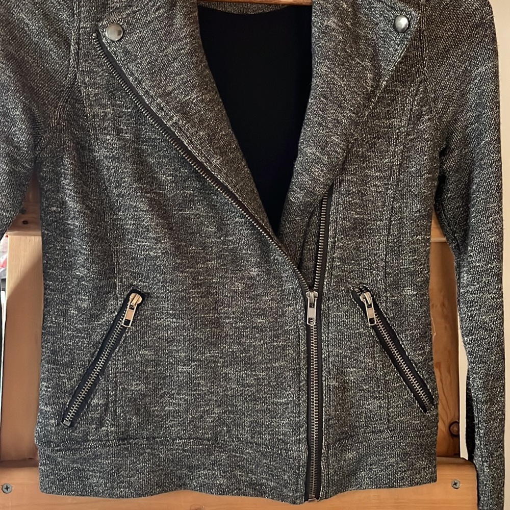 Grey/Black Vegan moto biker jacket Sz S zipper details